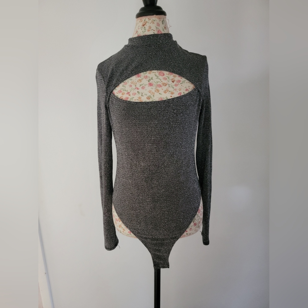 Elegant Shimmer Silver Bodysuit SIZE LARGE